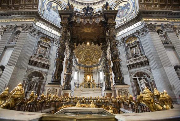 Il baldacchino di San Pietro: la storia e le origini