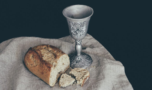 Ostie, vino e candele: i tre prodotti più usati in chiesa